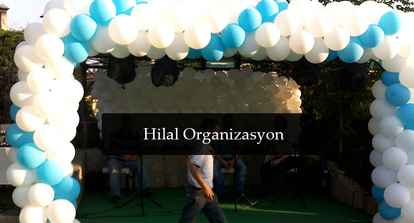 sünnet organizasyon balon süslemesi mavi beyaz